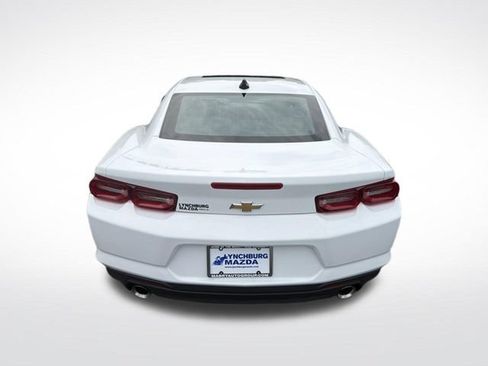 Used 2023 Chevrolet Camaro LT RWD image 5