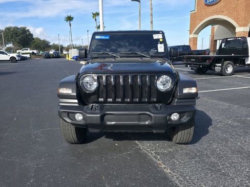 Used 2022 Jeep Wrangler Unlimited Sport image 3