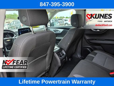 Used 2025 Chevrolet Blazer LT FWD image 22