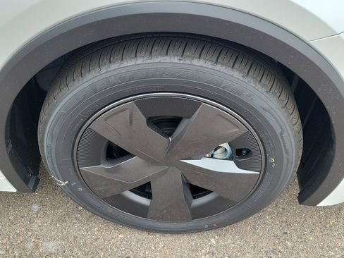 New 2026 Toyota Prius Plug-In Hybrid image 17