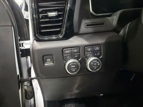Used 2026 GMC Sierra 2500 AT4 AWD/4WD image 18