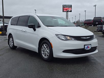 New 2026 Chrysler Voyager LX