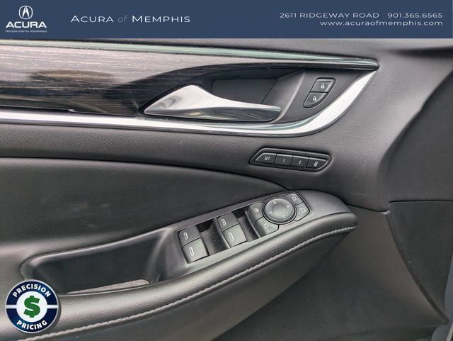 Used 2021 Buick Enclave Avenir FWD image 23