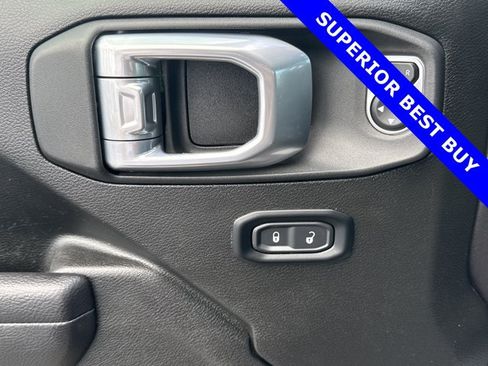 Used 2025 Jeep Wrangler Unlimited Sport AWD/4WD image 12