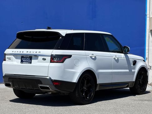 Used 2018 Land Rover Range Rover Sport HSE AWD/4WD image 3