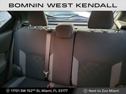 Used 2019 Nissan Kicks SV image 9