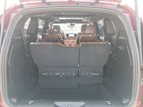 Used 2021 Chrysler Pacifica Limited AWD/4WD image 28
