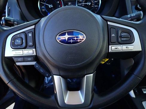 Used 2018 Subaru Forester 2.5i Premium image 16