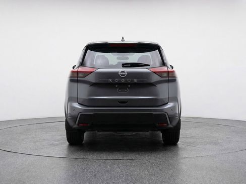 Used 2024 Nissan Rogue SV image 7