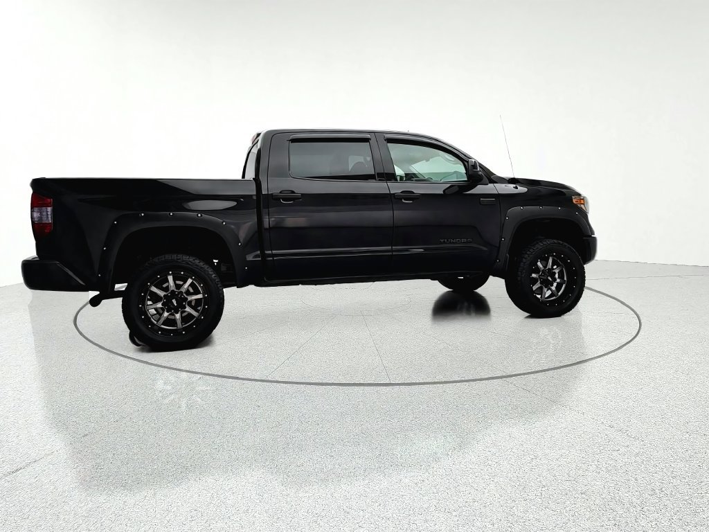 Used 2018 Toyota Tundra SR5 AWD/4WD image 3