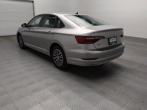 Used 2019 Volkswagen Jetta SE w/ Cold Weather Package FWD image 5