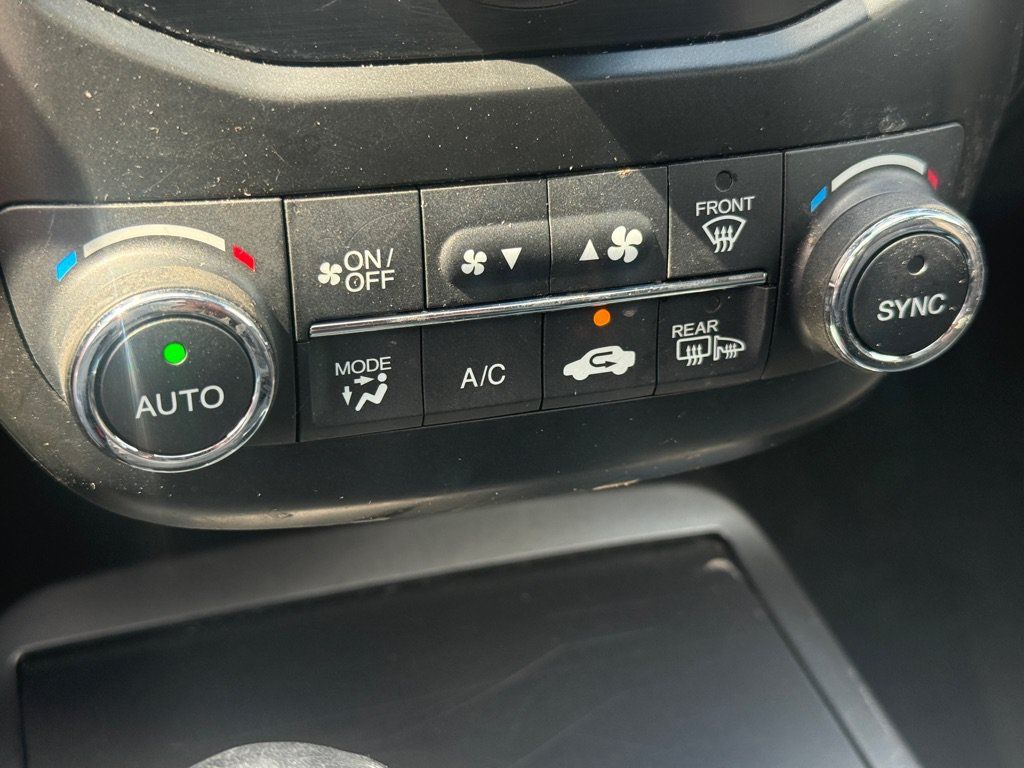 Used 2013 Acura RDX w/ Technology Package AWD/4WD image 18