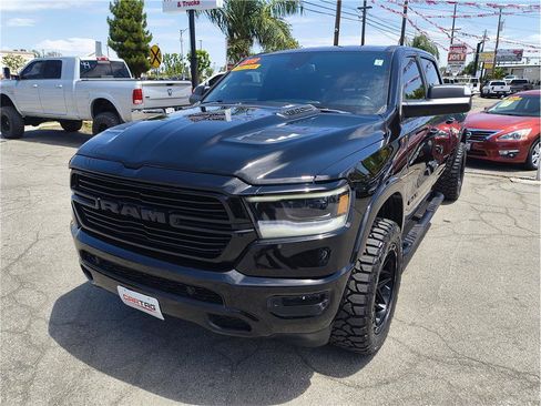 Used 2019 RAM 1500 Laramie AWD/4WD image 17