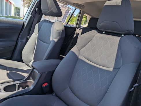 Used 2024 Toyota Corolla Cross LE w/ Moonroof Package AWD/4WD image 20