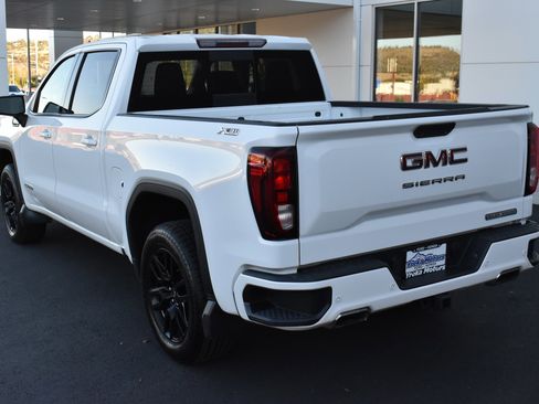 Used 2021 GMC Sierra 1500 Elevation w/ Preferred Package image 9