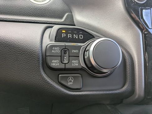 Used 2025 RAM 1500 Big Horn AWD/4WD image 12