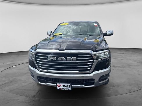 Used 2025 RAM 1500 Laramie AWD/4WD image 11