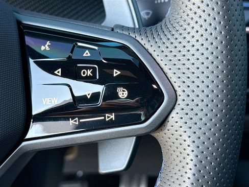 Used 2025 Volkswagen Golf R Black Edition image 30