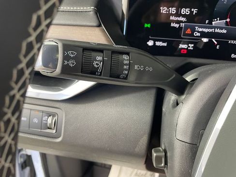 New 2026 GMC Acadia Denali Ultimate w/ LPO, Illumination Package AWD/4WD image 12