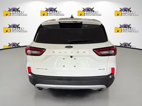 Used 2023 Ford Escape Active w/ Tech Pack #1 AWD/4WD image 5