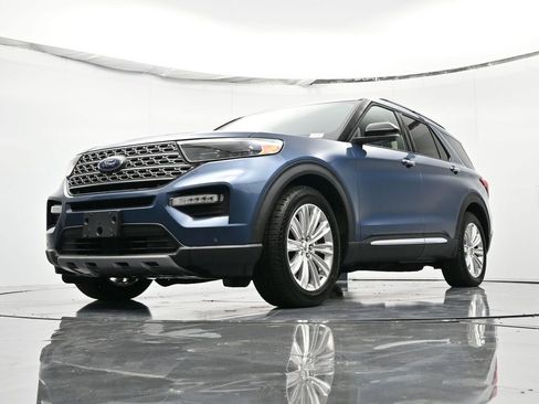 Used 2020 Ford Explorer Limited w/ Class III Trailer Tow Package image 40