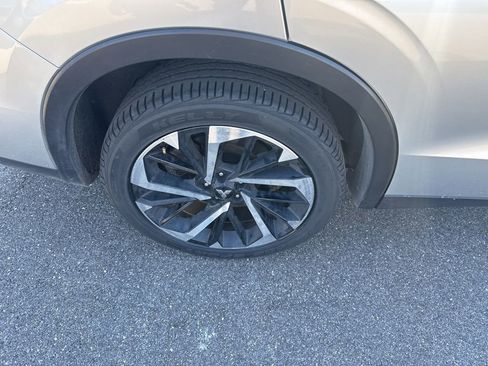 Used 2024 Mitsubishi Outlander SE image 10