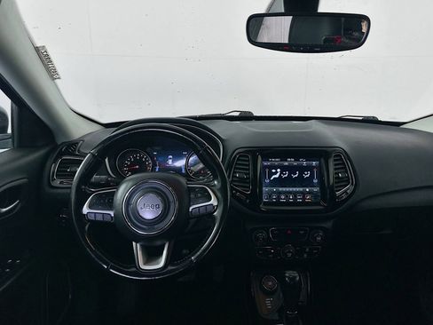 Used 2020 Jeep Compass Latitude AWD/4WD image 21