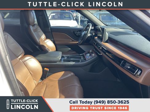 Certified 2021 Lincoln Aviator Reserve w/ Equipment Group 202A AWD/4WD image 16