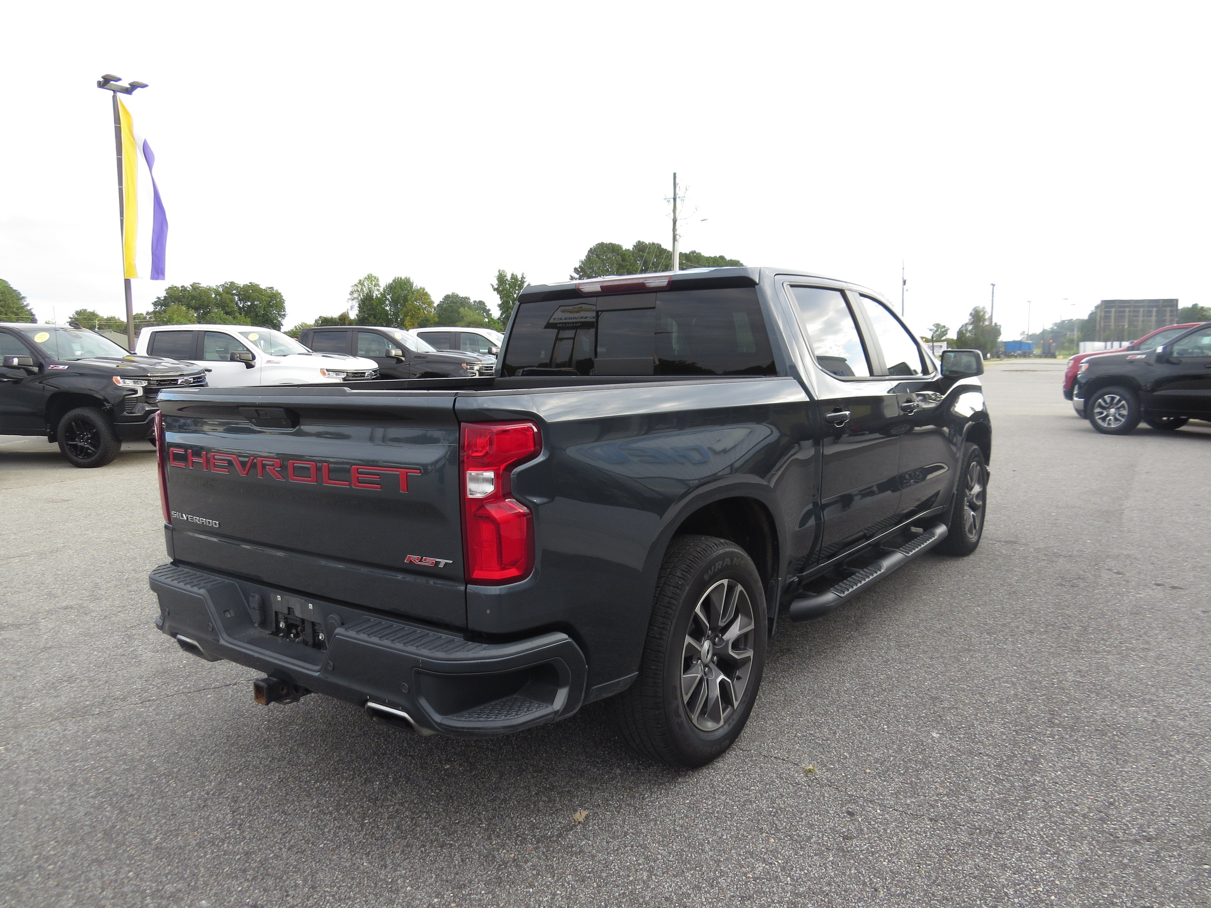 Used 2020 Chevrolet Silverado 1500 RST AWD/4WD image 26