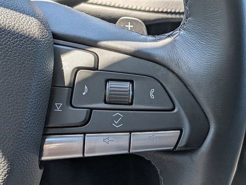 Certified 2025 Cadillac XT4 Premium Luxury FWD image 27