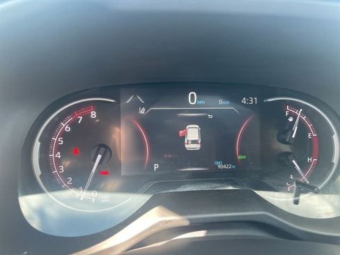 Used 2023 Toyota RAV4 XLE Premium image 23