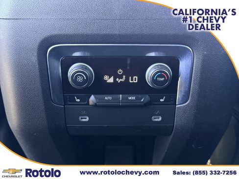 Used 2023 Chevrolet Suburban RST w/ Luxury Package RWD image 15