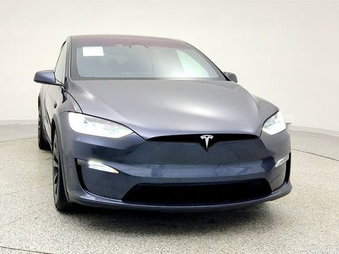 Used 2023 Tesla Model X Plaid image 2