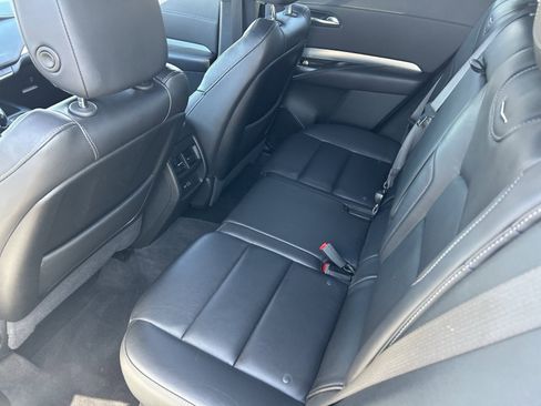 Used 2020 Cadillac XT4 Premium Luxury w/ Technology Package FWD image 23