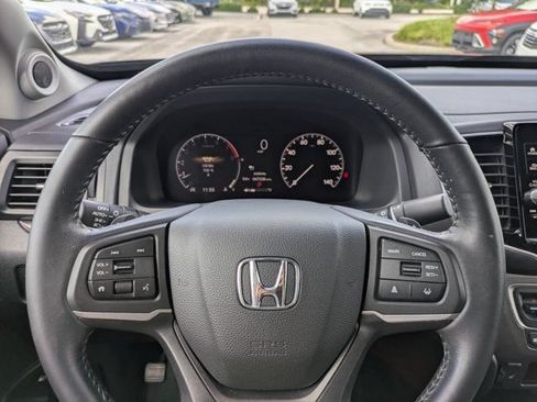 Certified 2025 Honda Ridgeline RTL image 26