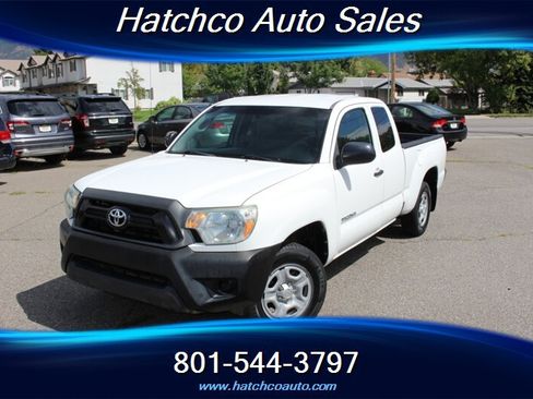 Used 2015 Toyota Tacoma 2WD Access Cab w/ Convenience Package image 1
