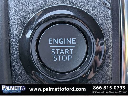 Used 2025 Ford Expedition Tremor AWD/4WD image 31