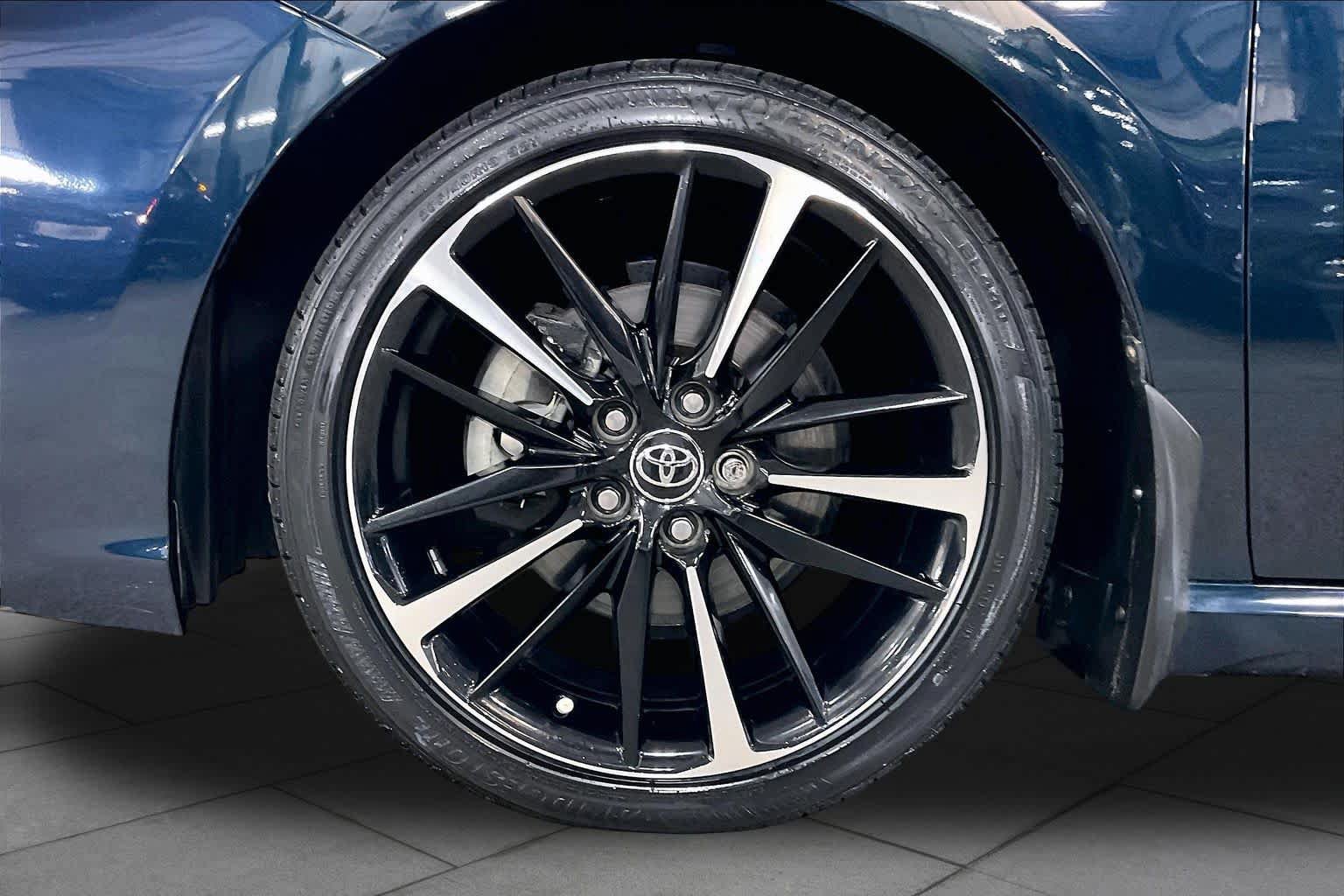 Used 2020 Toyota Camry XSE w/ Carpet Mat Package FWD image 11