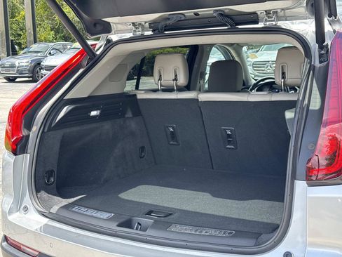 Used 2019 Cadillac XT4 Premium Luxury w/ Technology Package FWD image 30