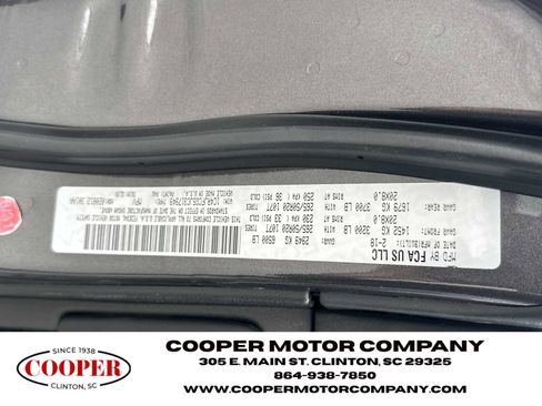 Used 2018 Jeep Grand Cherokee Overland image 31