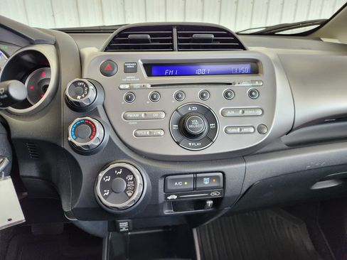 Used 2013 Honda Fit image 8