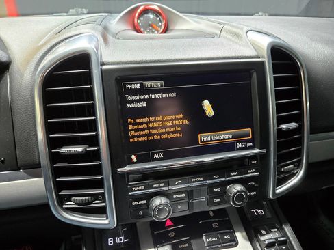 Used 2013 Porsche Cayenne GTS image 85