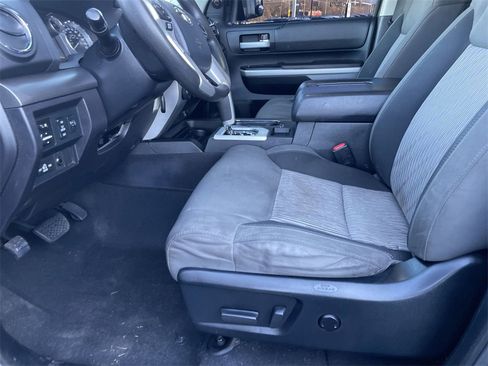 Used 2014 Toyota Tundra SR5 image 10