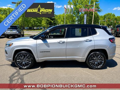 Used 2023 Jeep Compass High Altitude AWD/4WD image 3