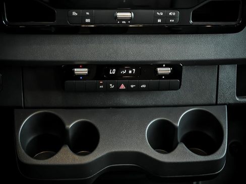 New 2025 Mercedes-Benz Sprinter 2500 image 11