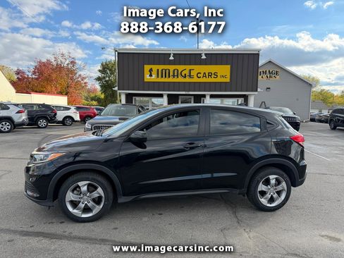 Used 2021 Honda HR-V LX image 1