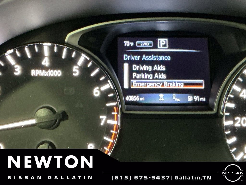 Used 2020 Nissan Pathfinder Platinum AWD/4WD image 42