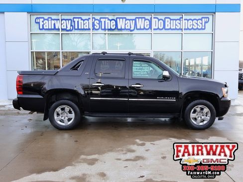 Used 2012 Chevrolet Avalanche LTZ image 1