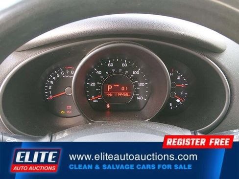 Used 2017 Kia Soul + image 13