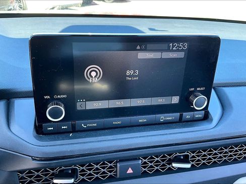 Used 2023 Honda Accord EX image 31